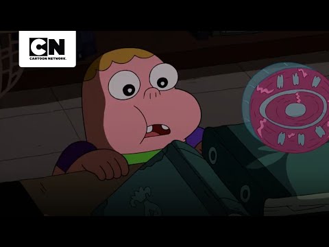 clarence-se-equivoco-su-tesoro-era-el-ojo-de-diamante-de-una-anciana-clarence-cartoon-network