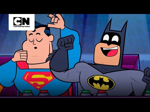superman-y-un-jurado-de-superheroes-viven-multiples-emociones-los-jovenes-titanes-en-accion-cn