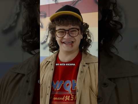 joe-keery-y-gaten-matarazzo-en-pleno-detras-de-camaras-de-su-pelea-del-capitulo-5