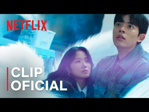 humana-por-accidente-clip-oficial-netflix