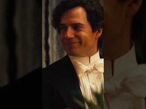 no-puedo-dejar-de-pensar-en-este-hombre-enola-holmes-3